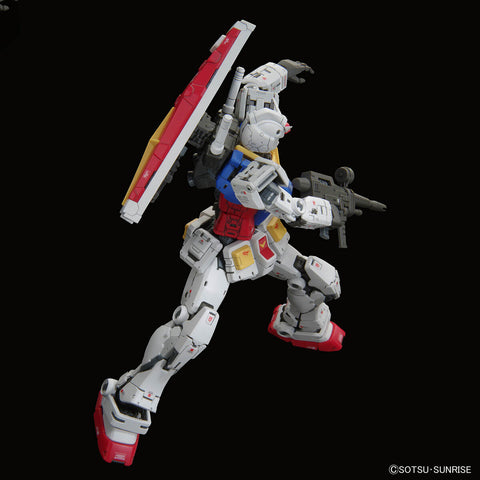 Bandai RG 1/144 : RX-78-2 Gundam Ver.2.0