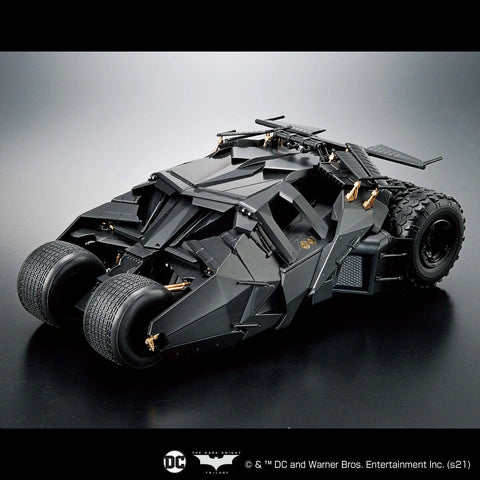 Bandai 1/35 : BatMobile ( Batman Begins Ver. )