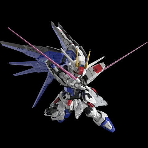 Bandai MGSD : ZGMF-X10A Freedom Gundam