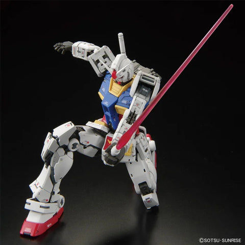 Bandai RG 1/144 : RX-78-2 Gundam Ver.2.0