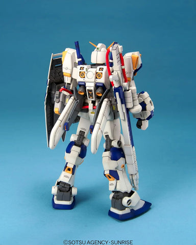Bandai MG 1/100 : RX-78-4 Gundam G04