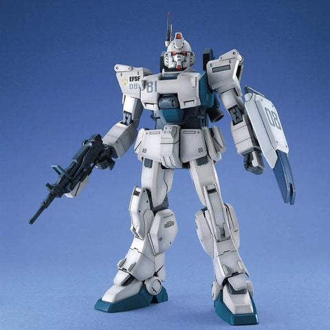 Bandai MG 1/100 RX-79(G) Gundam EZ-8