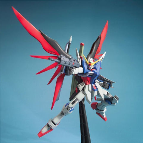 Bandai MG 1/100 : ZGMF-X42S Destiny Gundam