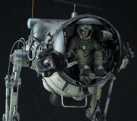 Hasegawa Ma.K 1/20 : Maschinen Krieger Luna Tactical Reconnaissance Machine LUM-168 Camel " Operation Dynamo "