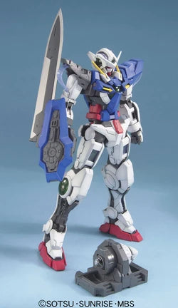 Bandai MG 1/100 : GN-001 Gundam Exia
