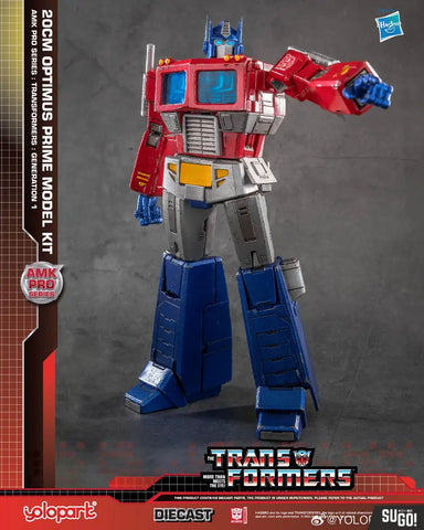 Optimus Prime AMK Pro Series : 20 CM Model Kit