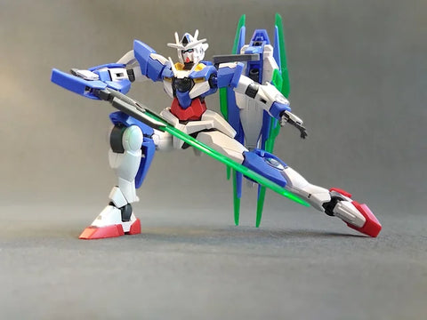 Bandai HG 1/144 : GNT-0000 Gundam 00 Qan[t]