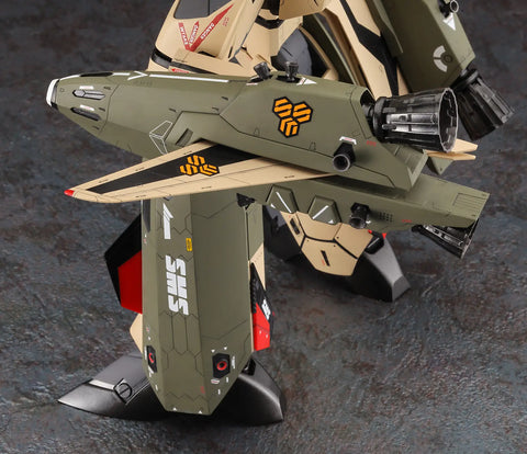 Hasegawa 1/72 : Macross Frontier VF-19EF/A ( Battroid Isamu Special )