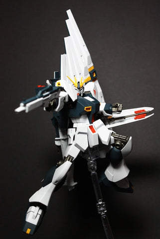 HG 1/144 RX-93 Nu Gundam E.F.S.F (Lond Bell Unit) Amuro Ray's Customize Mobile Suit