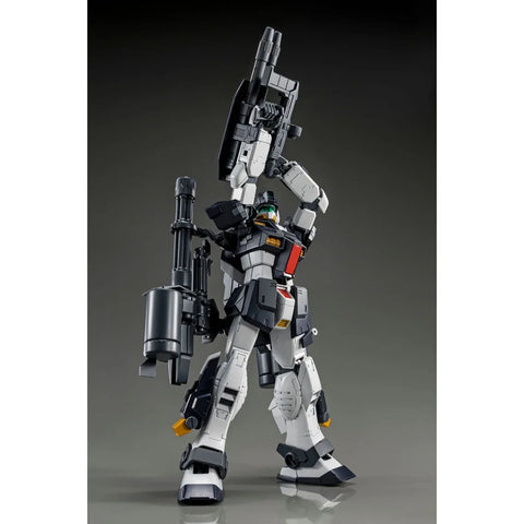 P-Bandai MG 1/100 : RGM-79DO GM Dominance Philip Hughes's Mobile Suit
