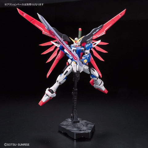 Bandai RG 1/144 : ZGMF-X42S Destiny Gundam